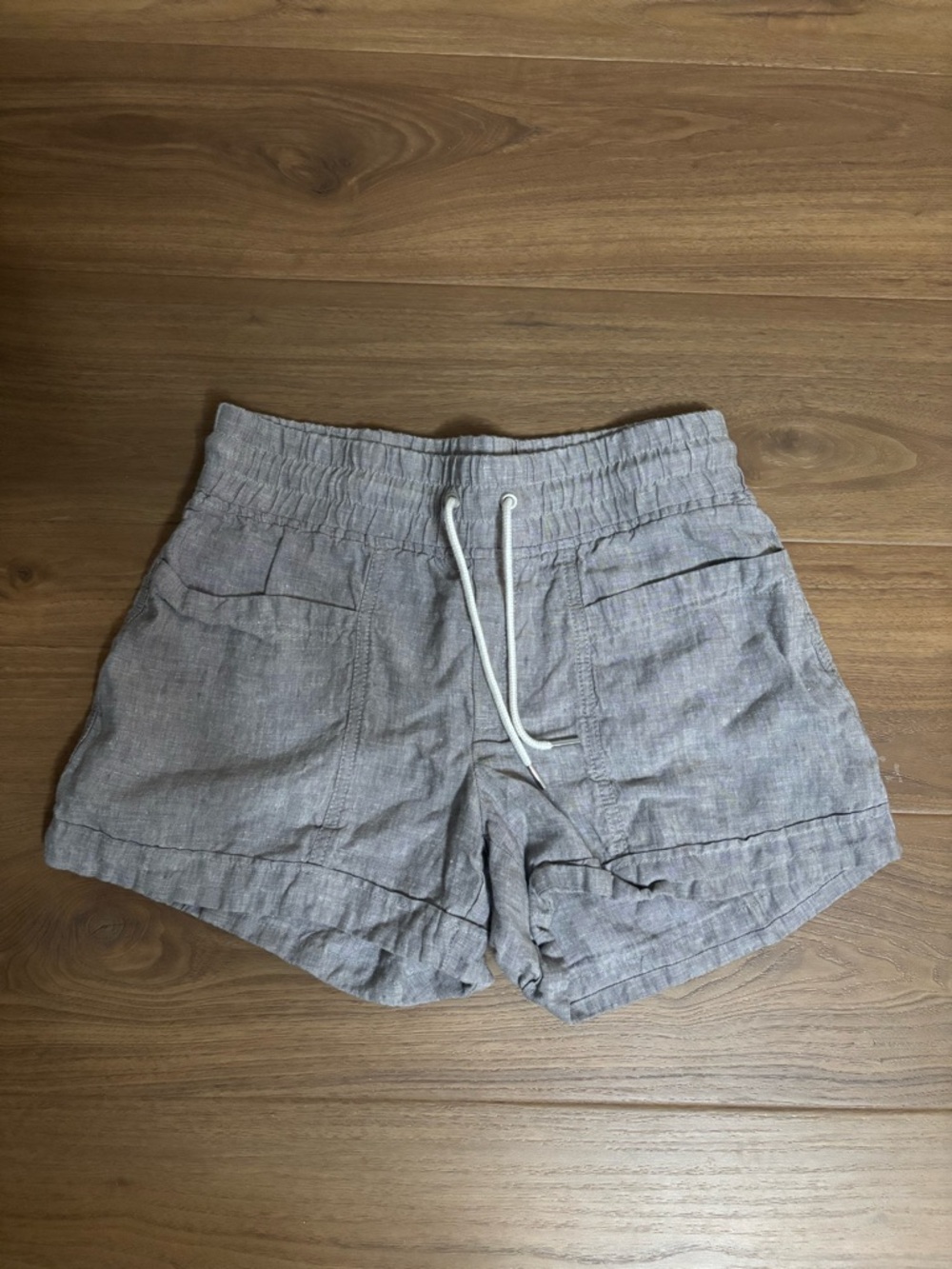 Athleta Light Gray Elastic Waist Casual Shorts